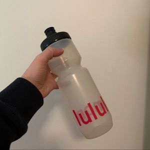 Lululemon water bottle